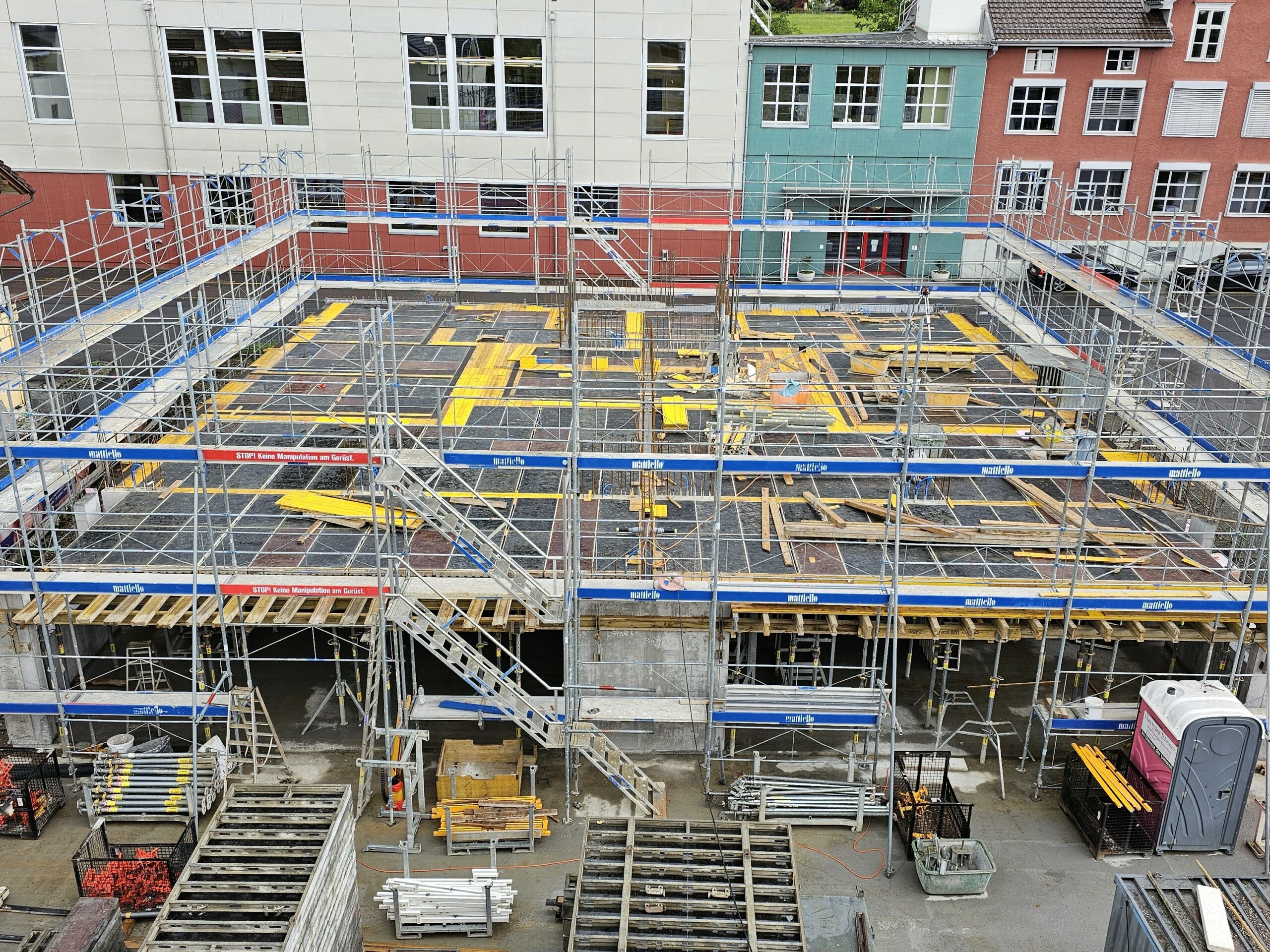 Haus B wächst